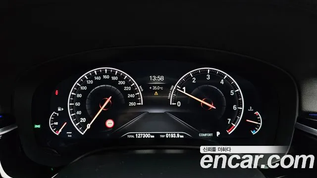 BMW 5 серии 2019 thumb 12
