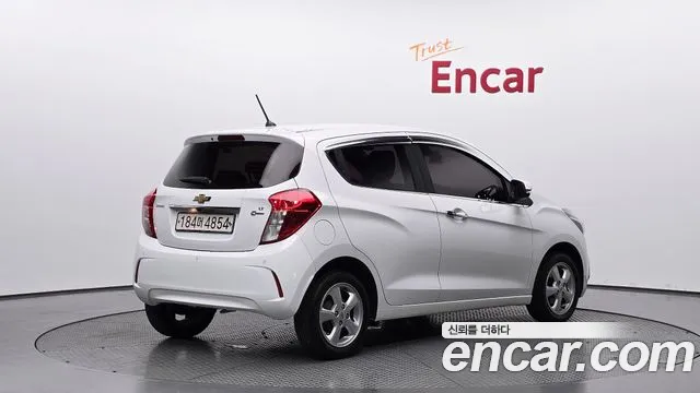 Chevrolet Spark 2017 thumb 7