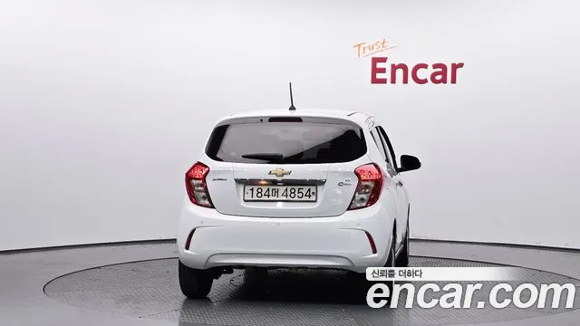 Chevrolet Spark 2017 thumb 8