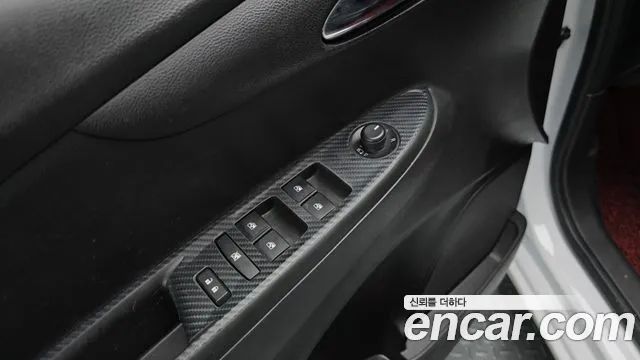 Chevrolet Spark 2017 thumb 6