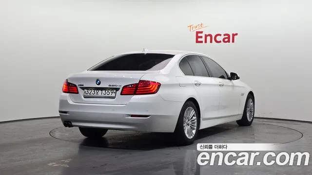 BMW 5 серии 2013 thumb 3