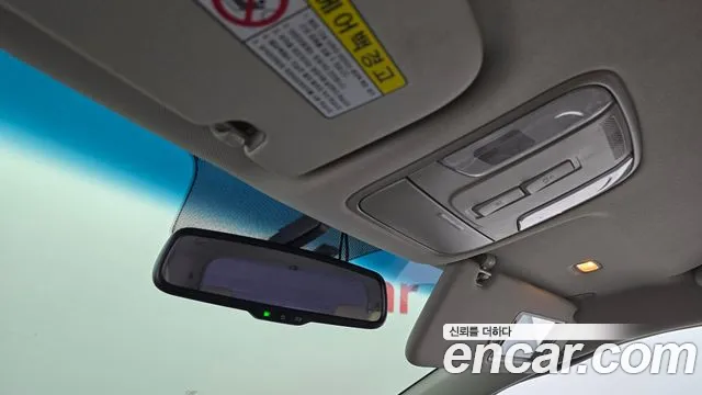 Kia Carnival 2017 thumb 9