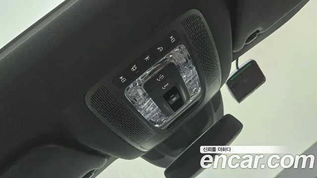 Mercedes-Benz E-Класс 2025 thumb 2