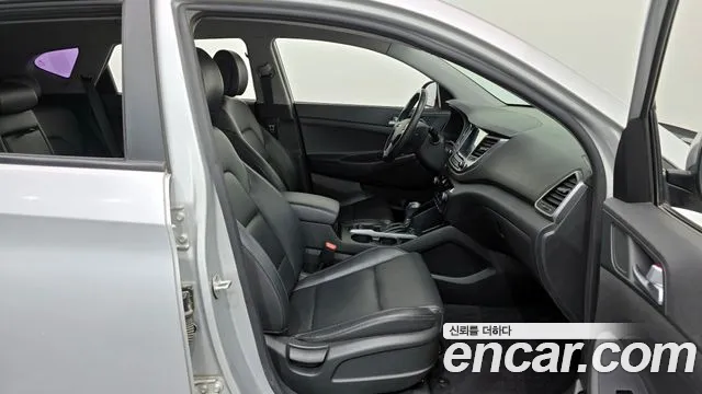 Hyundai Tucson 2016 thumb 2
