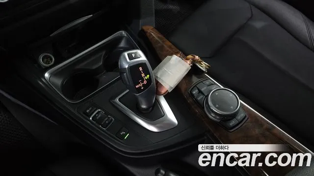 BMW 3 серии 2015 thumb 4