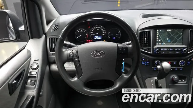 Hyundai Staria 2018 thumb 12