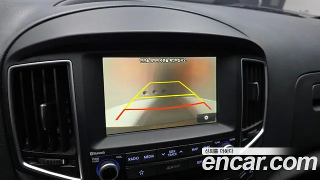 Hyundai Staria 2018 thumb 8