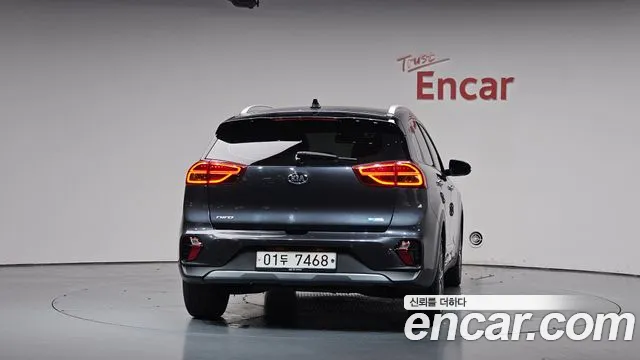 Kia Niro 2019 thumb 2