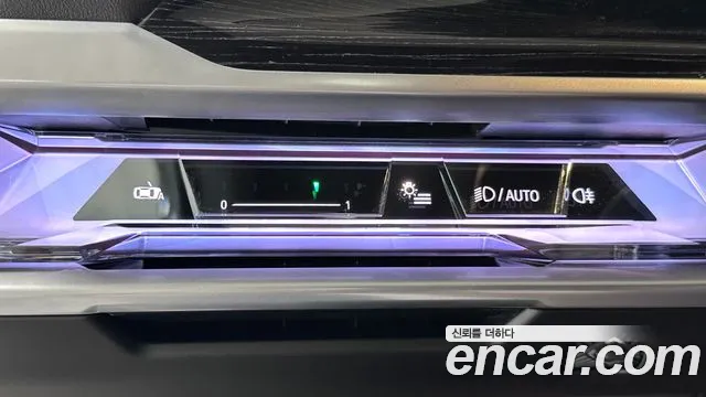 BMW 7 серии 2025 thumb 11