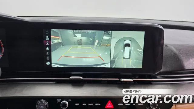 Kia Carnival 2021 thumb 4