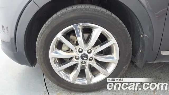 Kia Sorento 2015 thumb 6