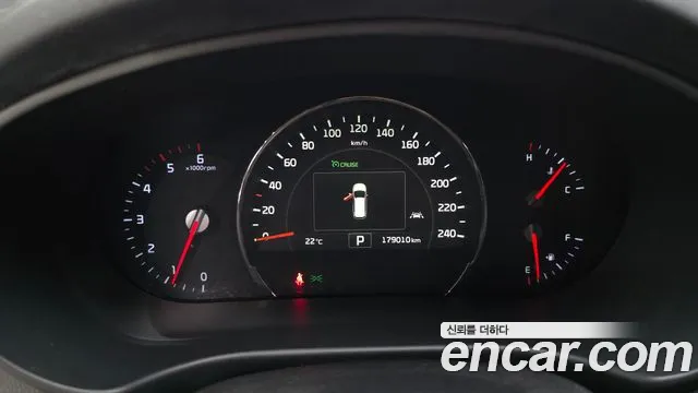 Kia Sorento 2015 thumb 12