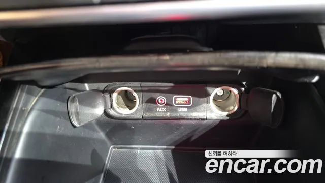 Kia Sorento 2015 thumb 8