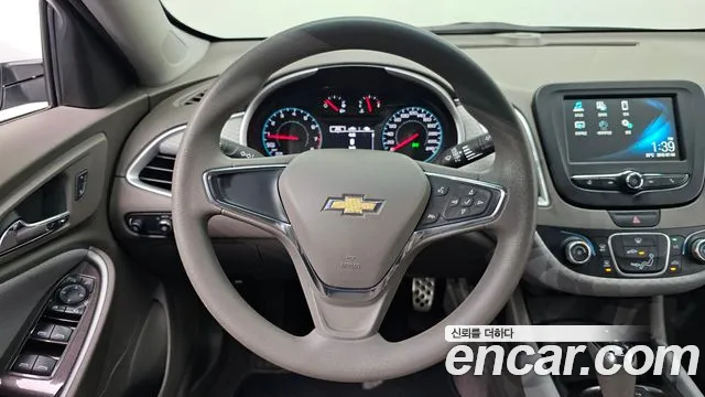 Chevrolet Malibu 2017 thumb 9