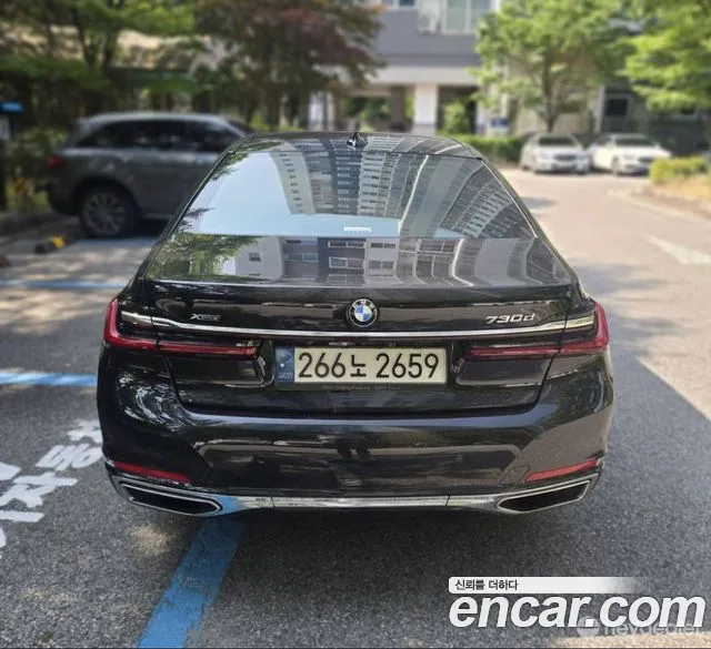 BMW 7 серии 2020 thumb 2