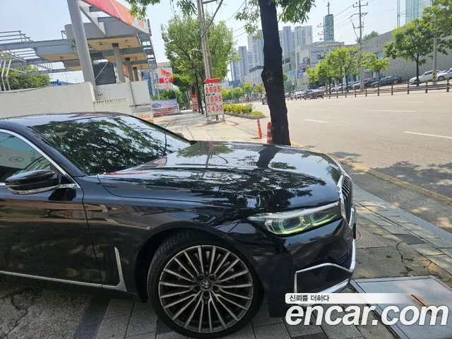 BMW 7 серии 2020 thumb 8