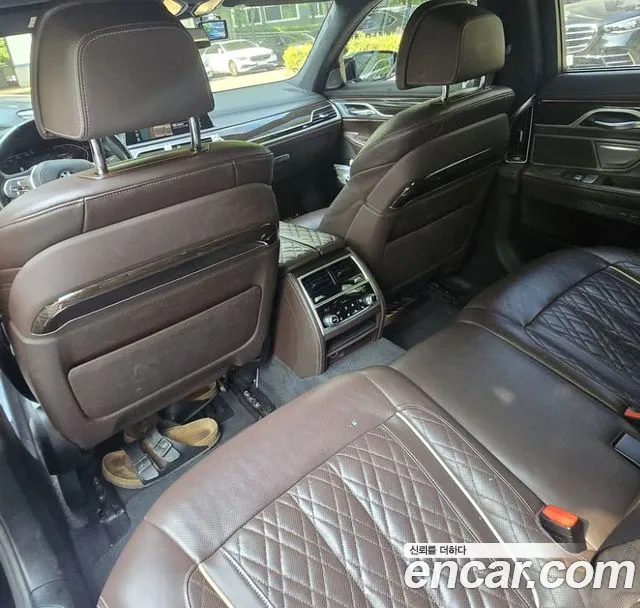 BMW 7 серии 2020 thumb 9