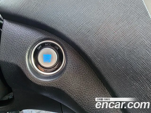 Hyundai Santafe 2015 thumb 8