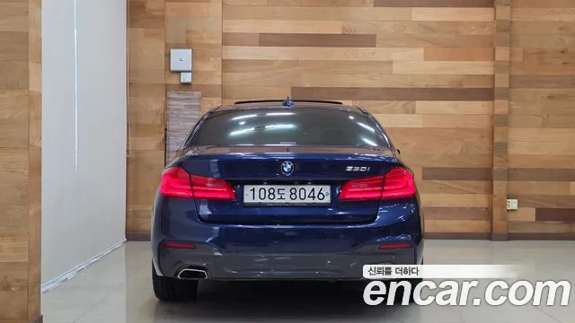 BMW 5 серии 2020 thumb 2