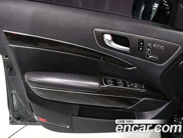 Kia K9 2014 thumb 7