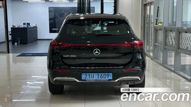 Mercedes-Benz EQA 2025 thumb 8