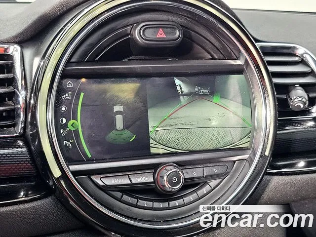 Mini Cooper Clubman 2018 thumb 3