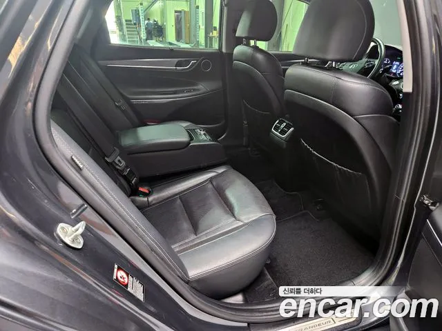 Hyundai Grandeur 2017 thumb 7