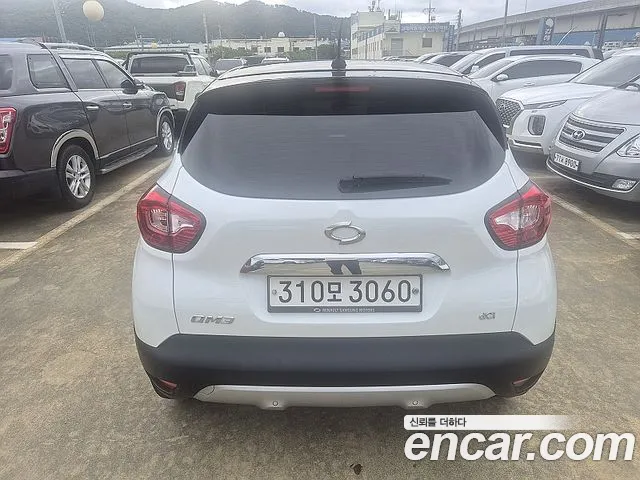 Renault QM3 2017 thumb 4