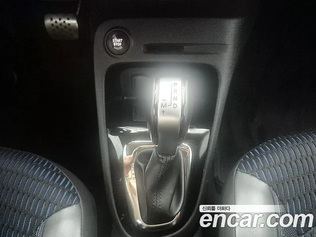 Renault QM3 2017 thumb 9
