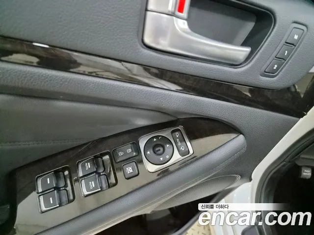 Kia K7 2013 thumb 4