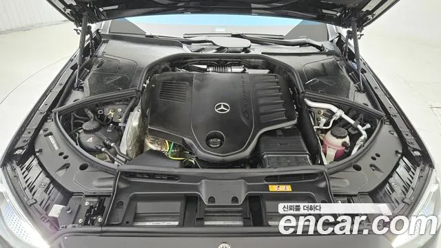 Mercedes-Benz S-Class 2025 thumb 6