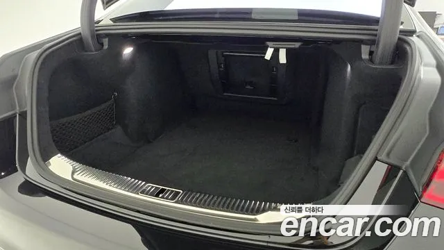 Mercedes-Benz S-Class 2025 thumb 7