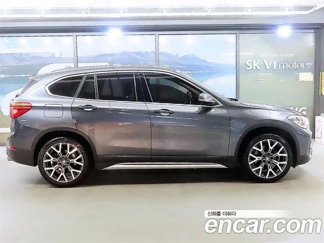 BMW X1 2022 thumb 10