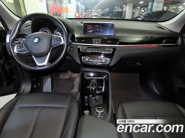 BMW X1 2022 thumb 12
