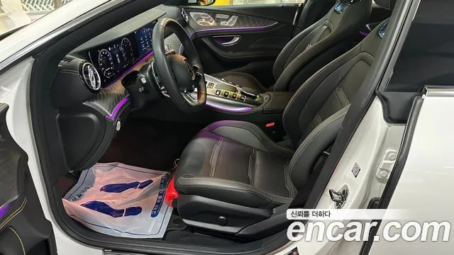 Mercedes-Benz AMG GT 2025 thumb 9