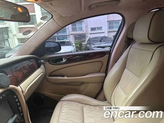 Jaguar XJ 2008 thumb 9