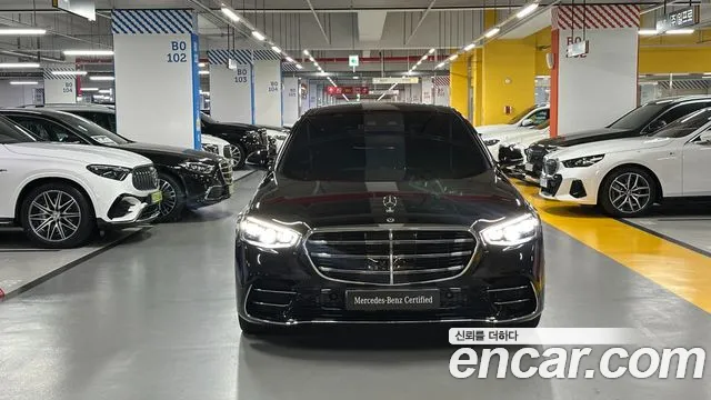 Mercedes-Benz S-Class 2025 thumb 2