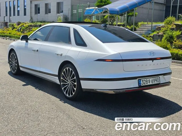 Hyundai Grandeur Hybrid 2023 thumb 2