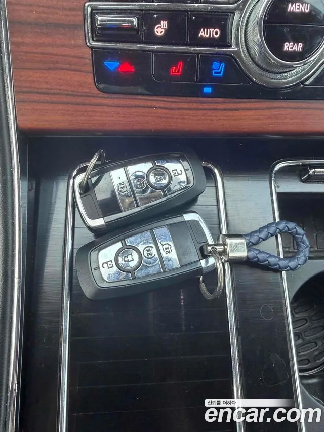 Lincoln Aviator 2021 thumb 8