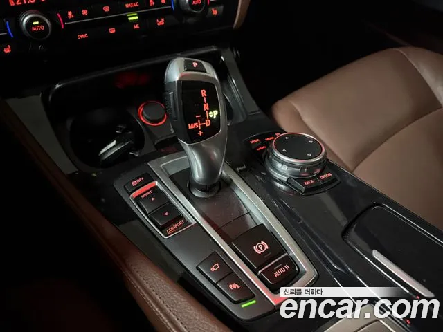 BMW 5 серии 2016 thumb 11