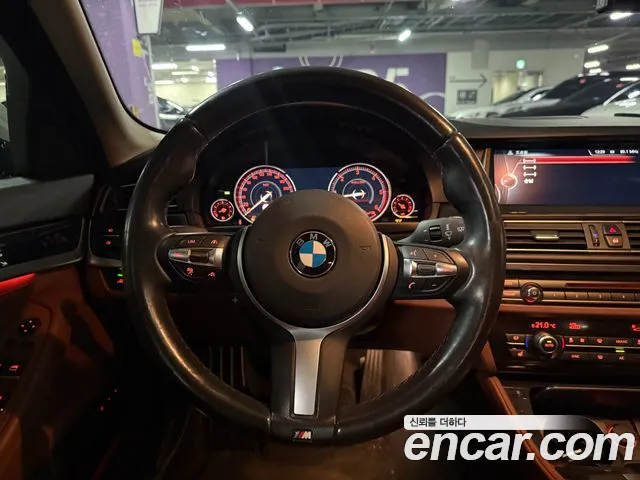 BMW 5 серии 2016 thumb 2