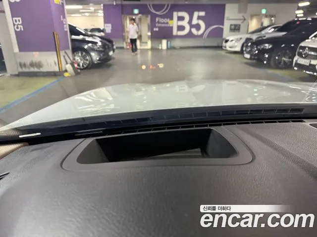 BMW 5 серии 2016 thumb 3