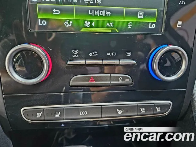 Renault SM6 2017 thumb 2