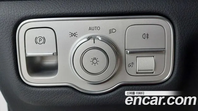 Mercedes-Benz E-Класс 2025 thumb 4