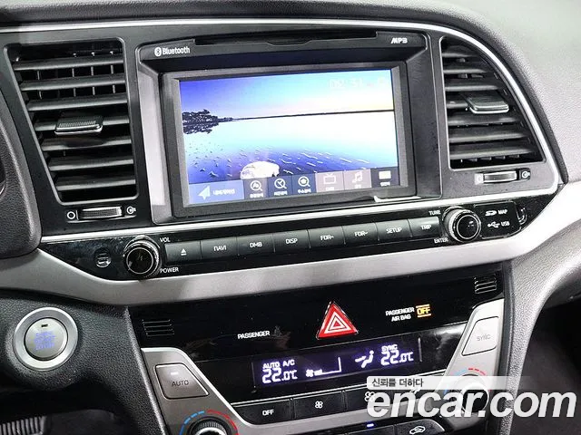 Hyundai Avante 2017 thumb 6