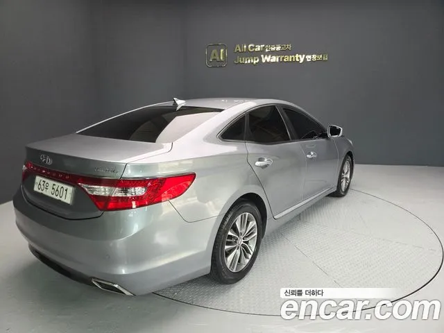 Hyundai Grandeur 2015 thumb 2