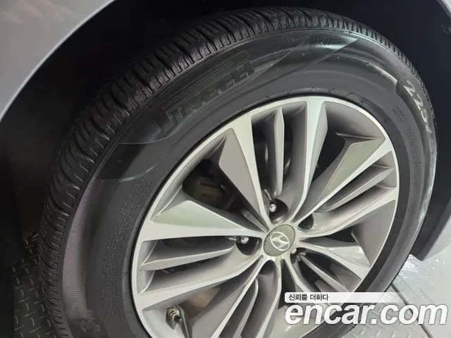 Hyundai Grandeur 2015 thumb 5