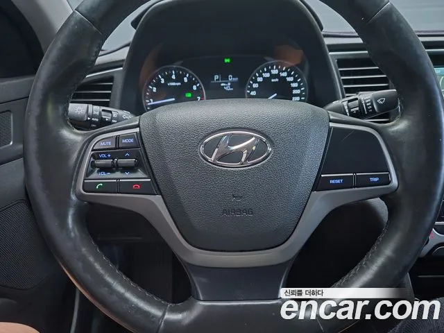 Hyundai Avante 2016 thumb 8