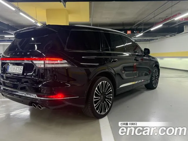 Lincoln Aviator 2022 thumb 2