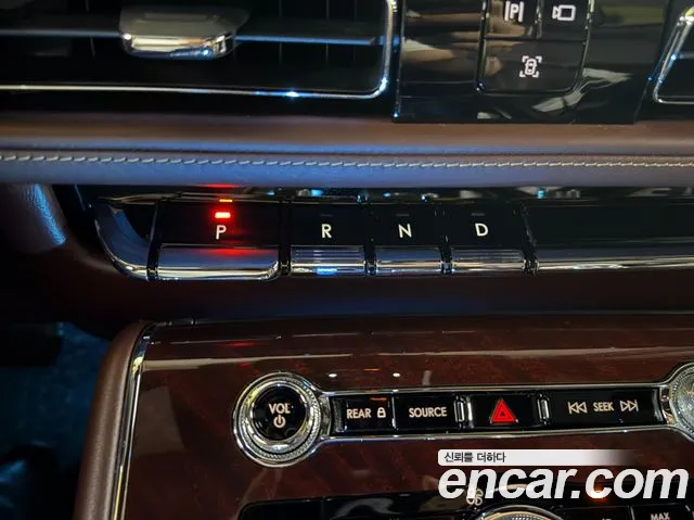 Lincoln Aviator 2022 thumb 7